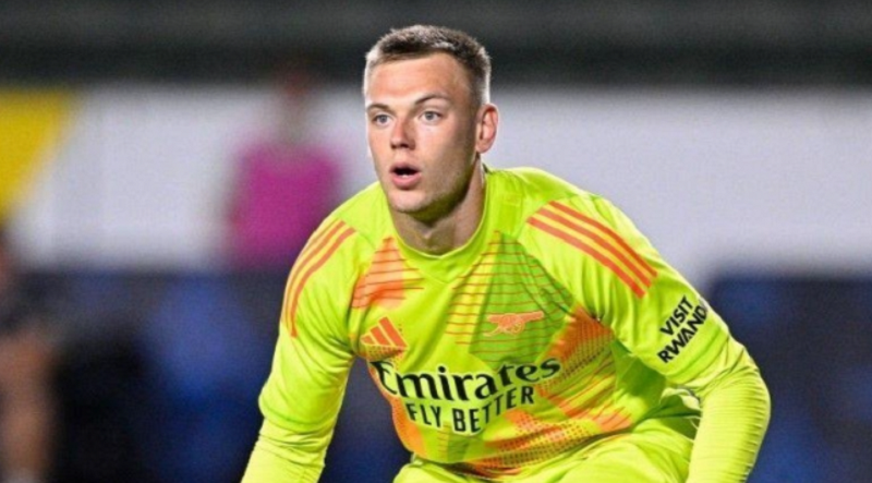 karl-hein-roi-arsenal-sang-bremen-tich-luy