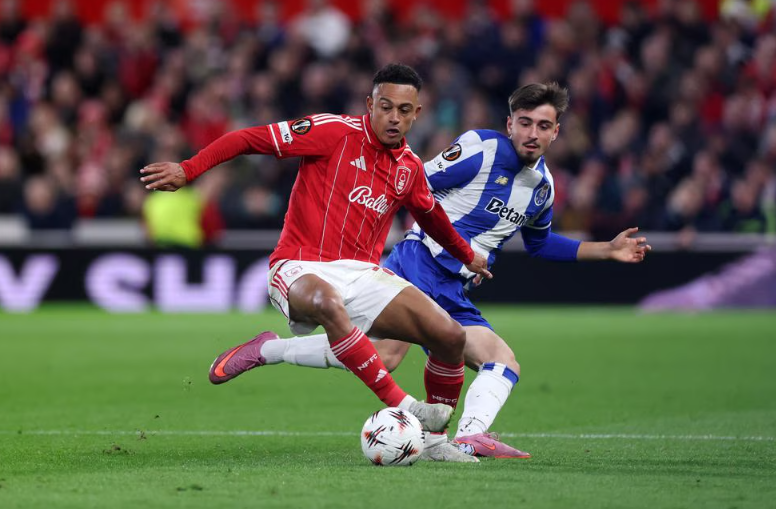 Nottingham Forest vs FC Porto (02:00 &#8211; 24/10) | Xem lại trận đấu